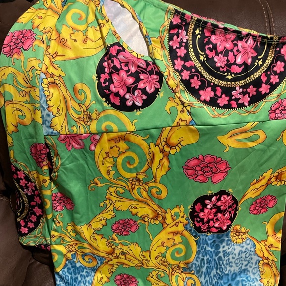 Dress - Picture 3 of 8